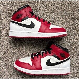Nike Air Jordan 1 Mid Chicago Size 4.5 Youth (Size 6 Women's)